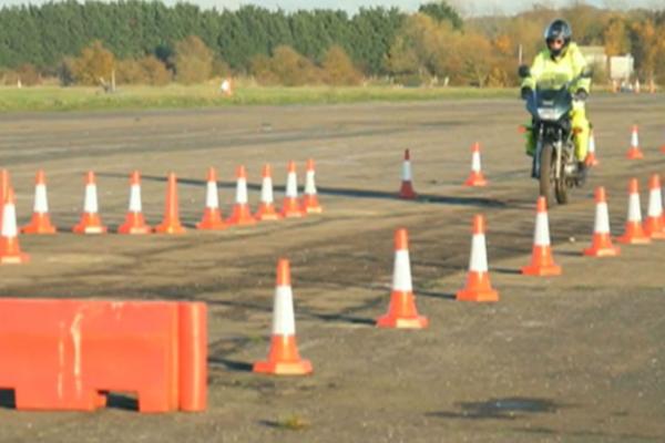 Bike-stopping radio pulse demonstrated to police