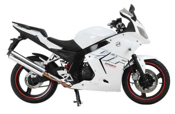 Road test: 2013 Daelim VJF250 RoadSport review