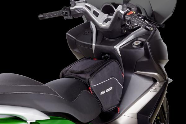 Just how far will one tank get you on Kawasaki's J300?