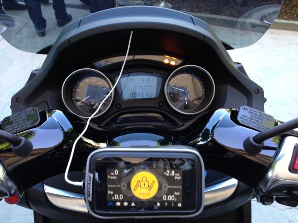 First ride: 2014 Piaggio MP3 500 Sport review