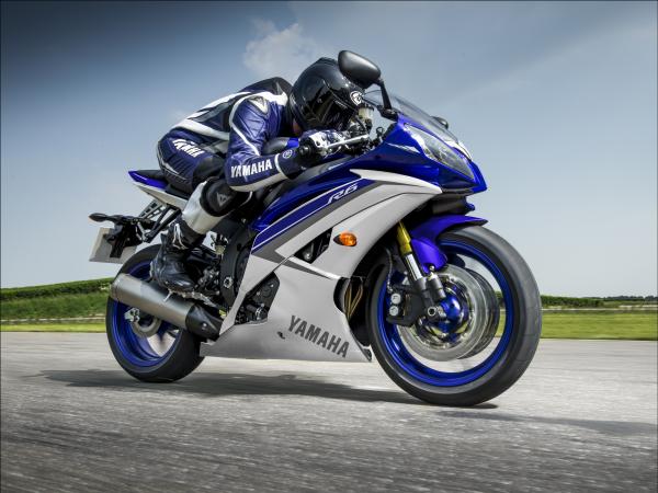 New colours for Yamaha R6 and R125