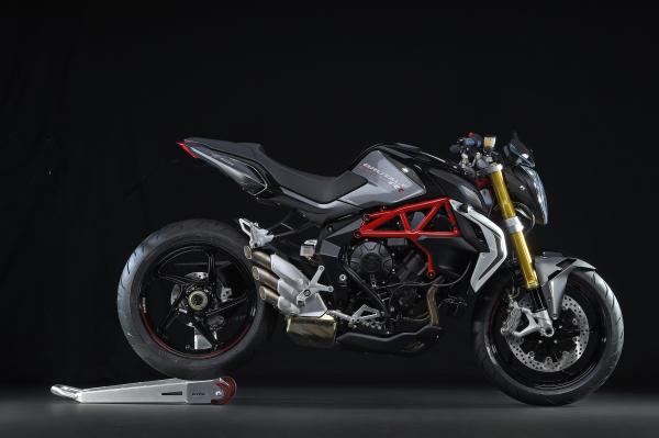 MV Agusta Brutale 800 RR revealed