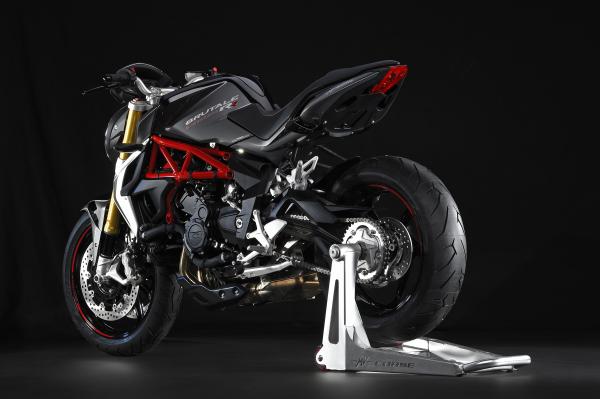 MV Agusta Brutale 800 RR revealed