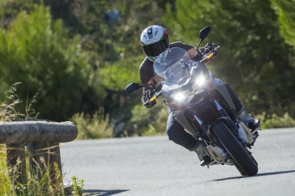 First ride: 2015 Honda VFR800X Crossrunner review