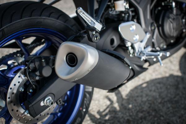 First ride: Yamaha R3 review