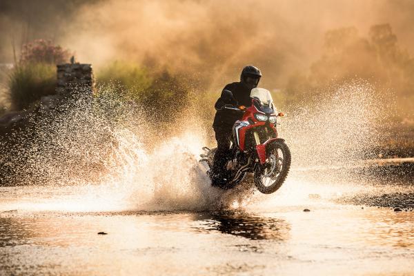 Honda Africa Twin: super gallery and full specs