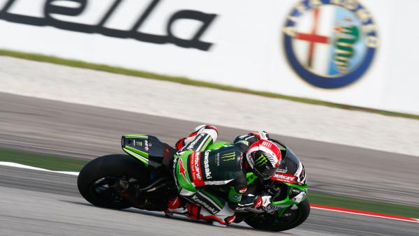 WSBK 2015: Sepang race one results