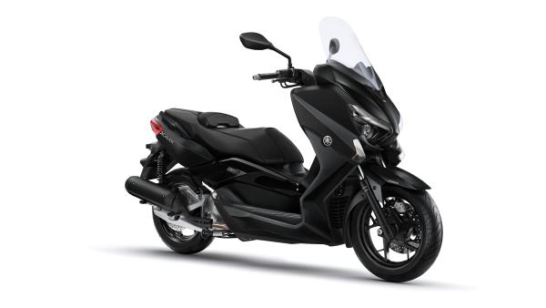 New X-MAX IRON MAX heads Yamaha scooter updates for 2016