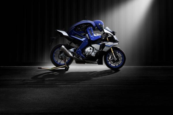 Meet the Yamaha Motobot