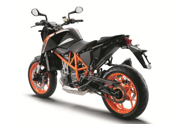 KTM announces new 690 Duke and 690 Duke R