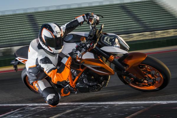 KTM announces 1290 Super Duke R Special Edition