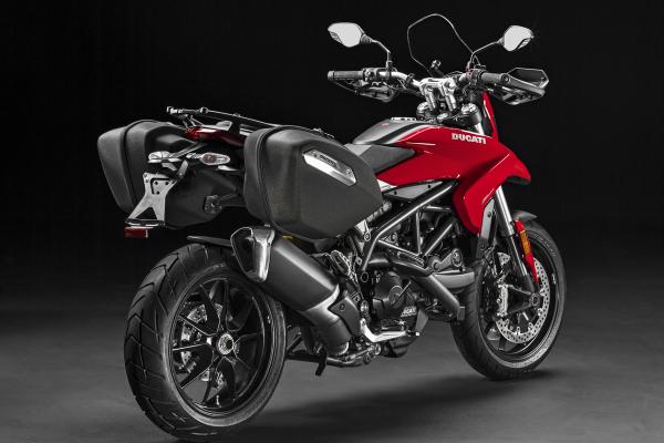 New Ducati Hypermotard 939 & 939 SP and Hyperstrada 939