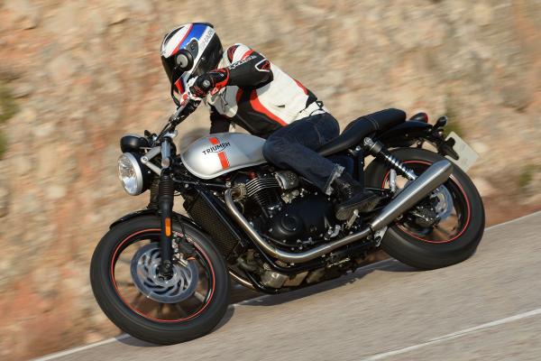 Triumph Street Twin 2016 review