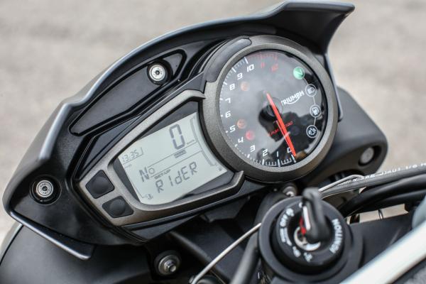 First ride: Triumph Speed Triple R review