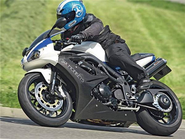 First Look: Six Monkeys Triumph Daytona 1050 