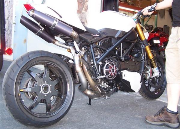 Are these the coolest aftermarket Ducati Streetfighter pipes? 