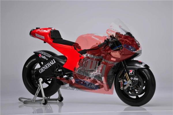 Ducati Desmosedici GP10 Picture Special