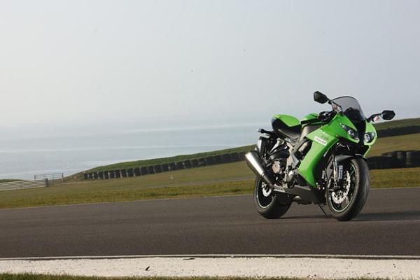 The Edge - '09 R1, GSX-R1000, ZX-10R, Fireblade