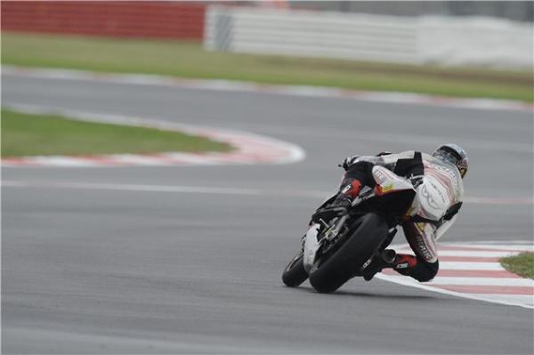 Shoya Tomizawa dies following crash in Misano Moto2 race