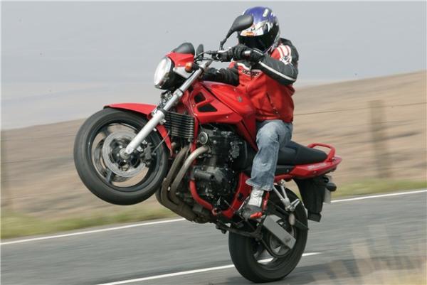 Niall's Spin: 2006 Suzuki Bandit 650