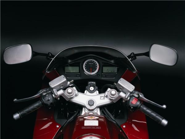 First Ride: 2006 Honda VFR800 VTEC ABS