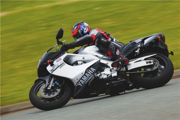 Niall's Spin: YZF1000R Thunderace