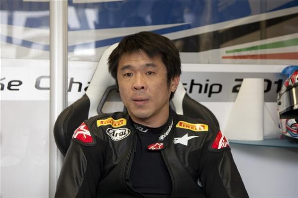 First pics: Haga onboard the Aprilia RSV4