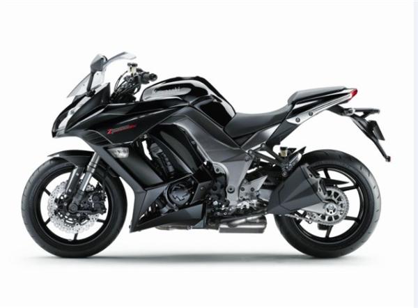 2011 Kawasaki Z1000SX pics and specs