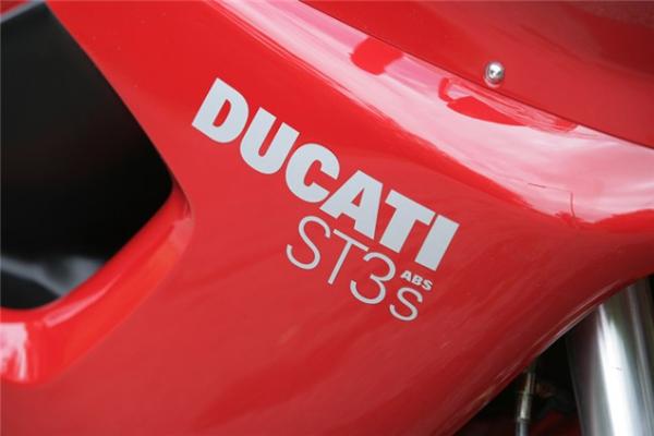 Niall's Spin: Ducati ST3