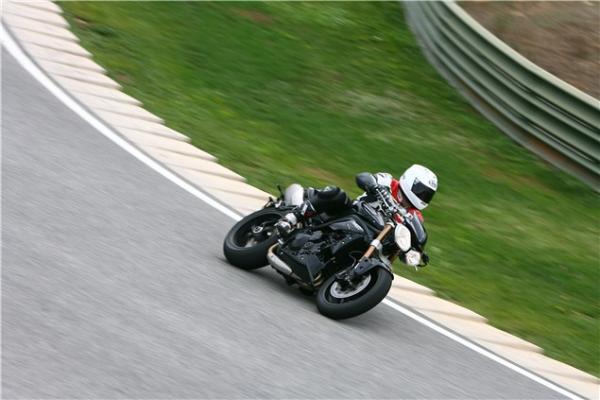 First Impressions: 2011 Triumph Speed Triple