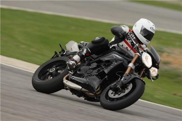 First Impressions: 2011 Triumph Speed Triple