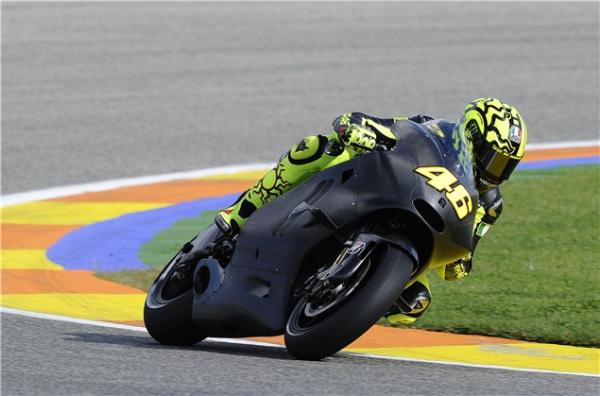 Pic Special: Rossi tests 2011 Ducati