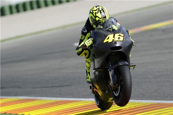 Pic Special: Rossi tests 2011 Ducati