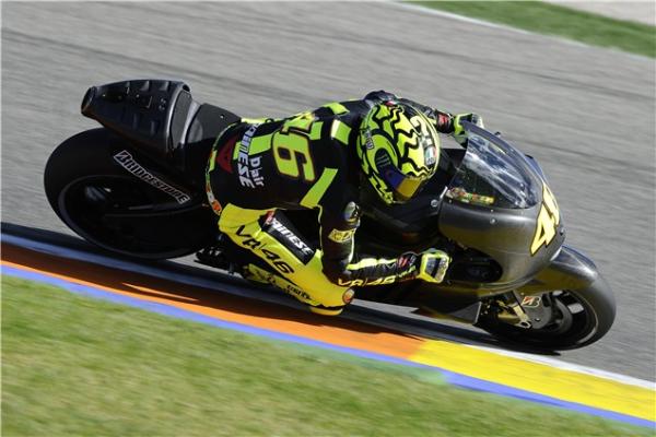 Pic Special: Rossi tests 2011 Ducati