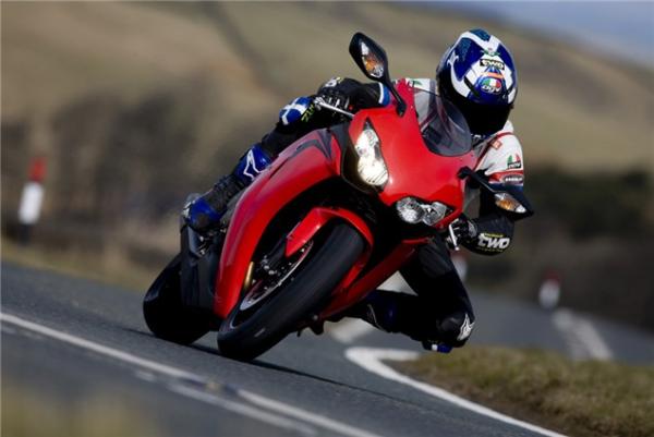 Spot the Difference - 2008 Supersport 1000 Test