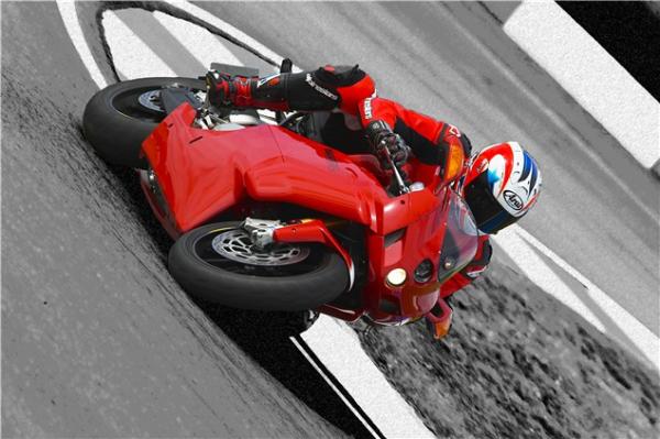 Road Test: Ducati 999S