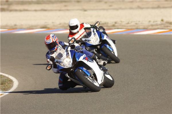 2011 GSX-R600 review