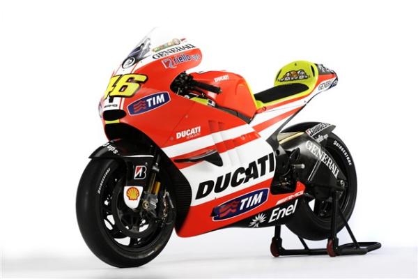 First pics: Ducati Desmosedici GP11