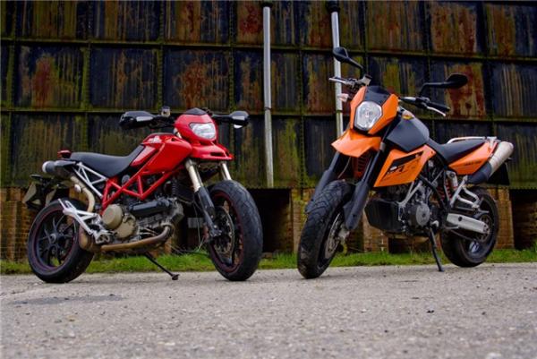 Road Test: Ducati Hypermotard V KTM 990SM