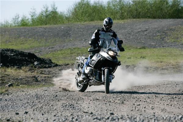 Road Test: BMW R1150GS V R1200GS