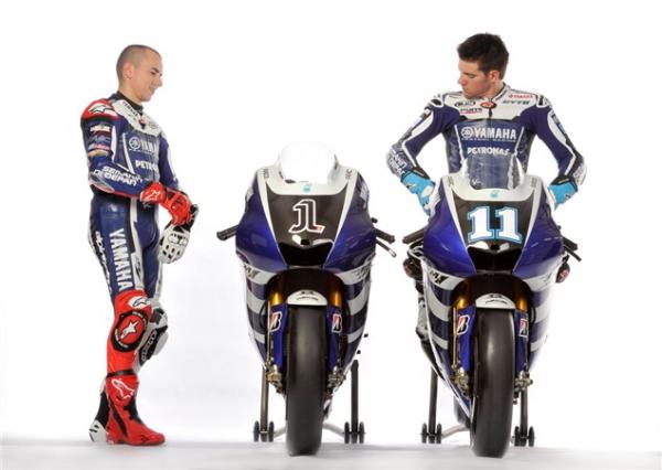 Yamaha launch 2011 livery