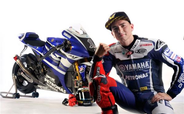 Yamaha launch 2011 livery