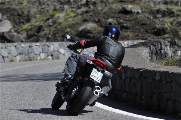 Ducati Monster 1100 Evo review