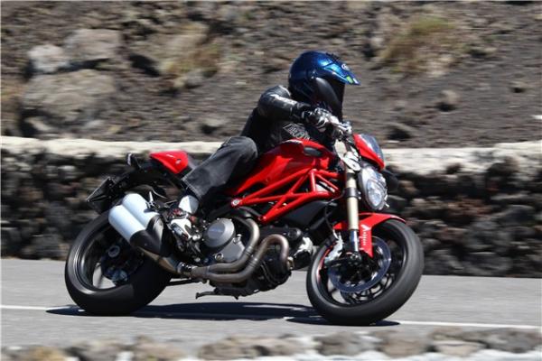 Ducati Monster 1100 Evo review