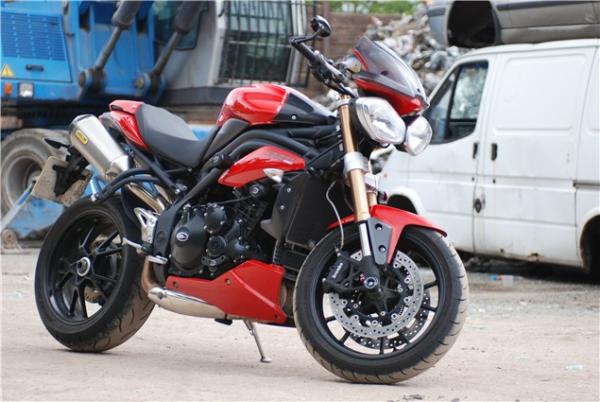 R&G drop-proof Triumph Speed Triple