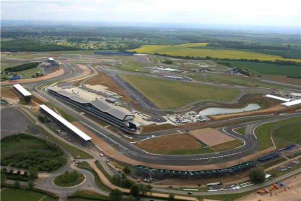 Rossi attends new Silverstone wing launch