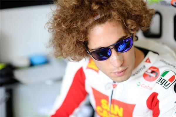 Simoncelli linked to third Ducati?