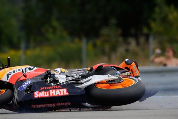 Pedrosa can't explain Brno crash