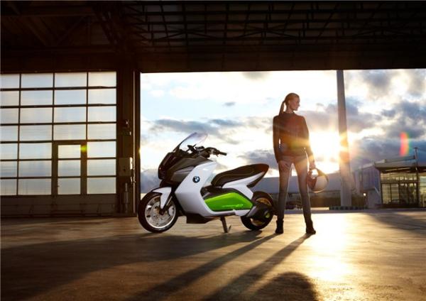 BMW Electric Scooter concept unveiled