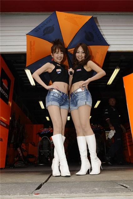 MotoGP Grid Girl Gallery: Motegi 2011